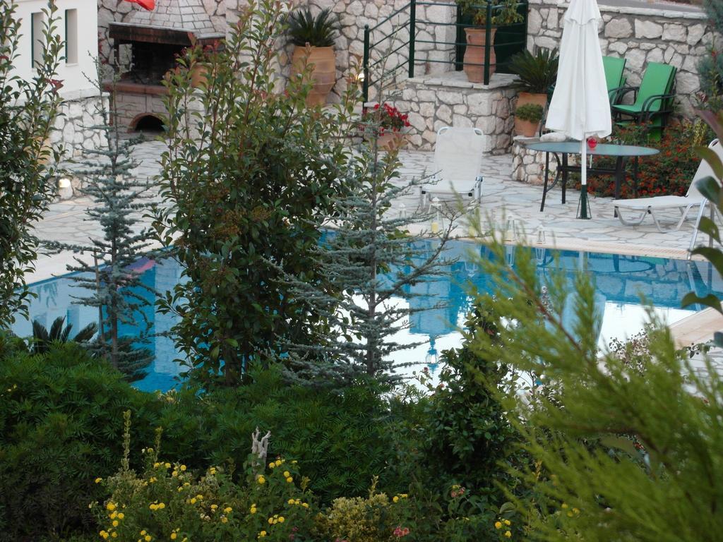 Ionian Villas Áyios Nikítas Kamer foto