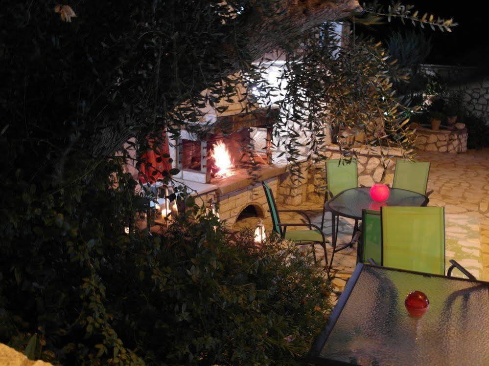 Ionian Villas Áyios Nikítas Buitenkant foto